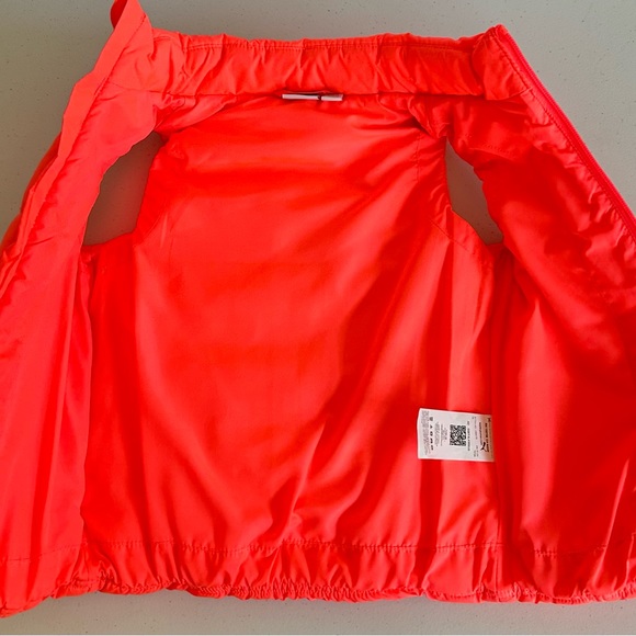 Girls Hot Pink Puma Vest Size XXS 3/4 - Picture 4 of 11